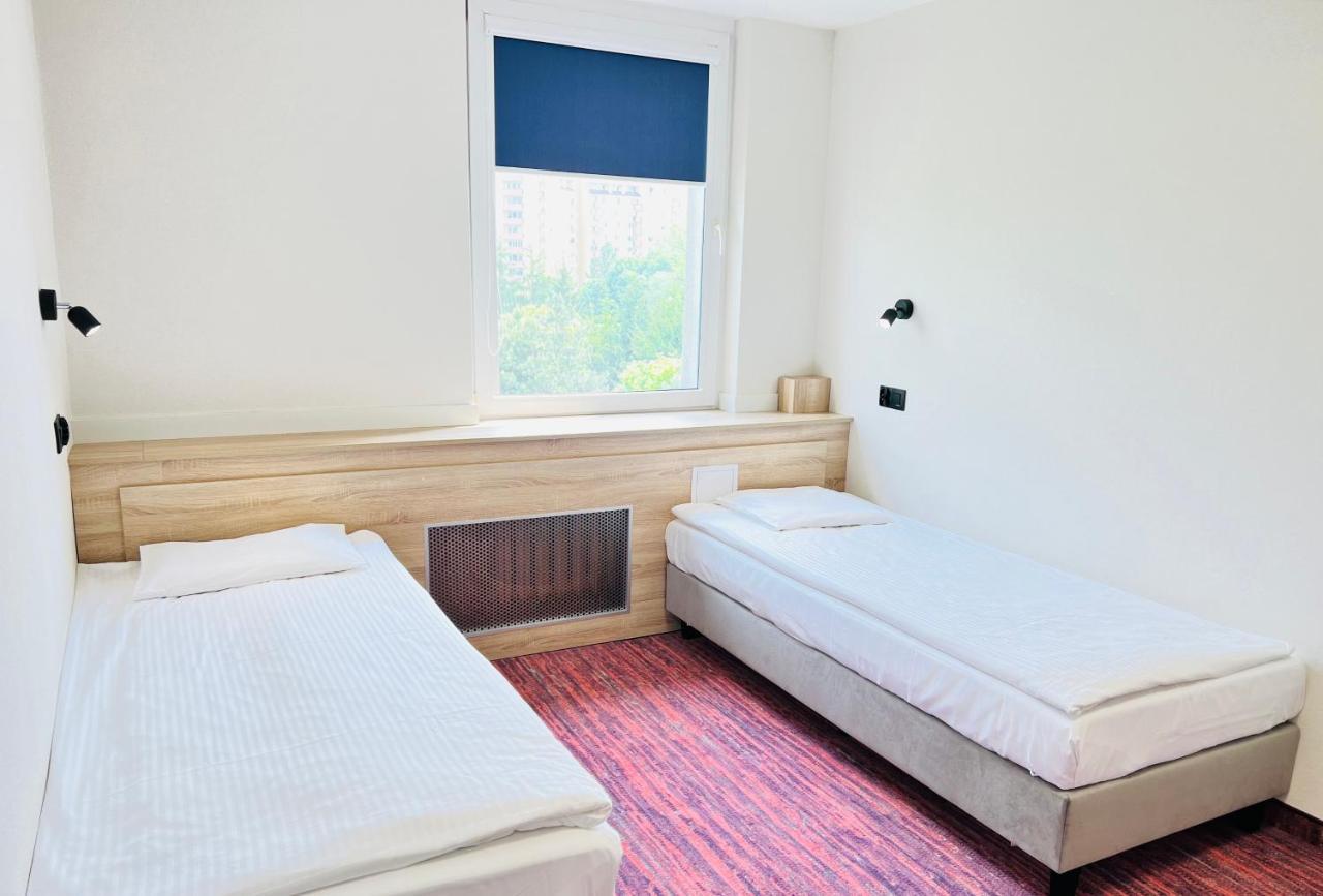 Hotel Rok Краків Екстер'єр фото