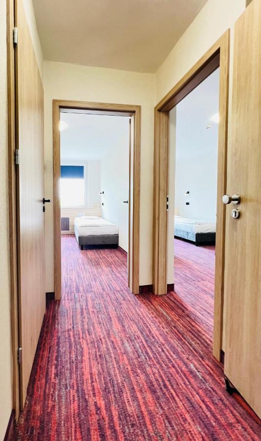 Hotel Rok Краків Екстер'єр фото